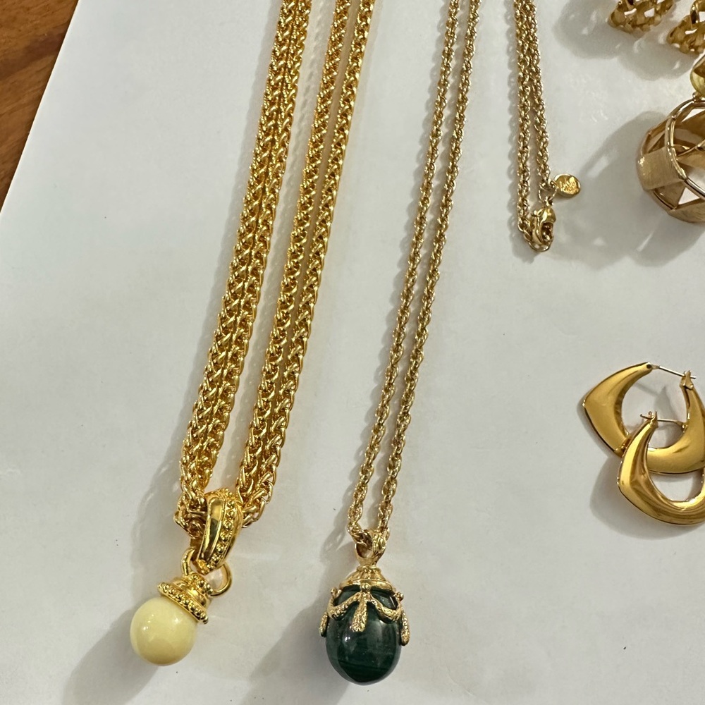 Joan Rivers Gold and Green Necklace Set with 3 pair of gold tone earring sets - Picture 2 of 6